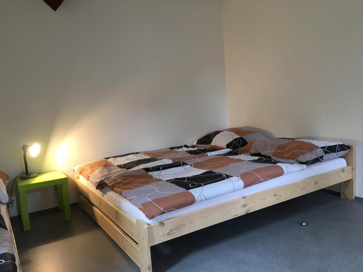 Apartman Restaurace Praha Apartment Jetrichovice  ภายนอก รูปภาพ